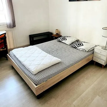 Superbe Avec Parking Gratuit Sur Place Apartament